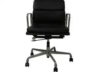 Vitra Charles & Ray Eames Alu Chair Softpad EA 217 Leder, mittelhoher Rückenlehne, schokobraun