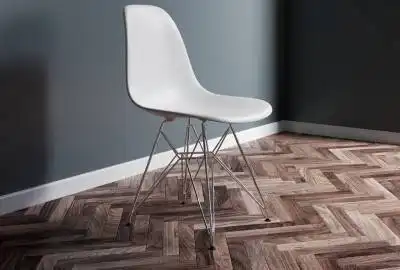 Vitra Eames Plastic Chair DSR / Gestell chrom, Schale Kunststoff Polypropylen weiss, neuwertig